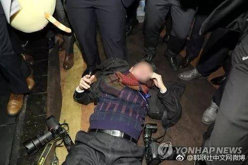 ▲韩国媒体炒作“记者在中国采访遭殴打”一事。来源:韩联社