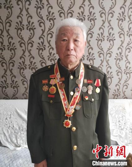 ͼΪ����������������Ƭ���ܷ��߹�ͼ