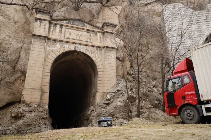 11��16�գ����ͷɽ����������ͣ����������ĳ���