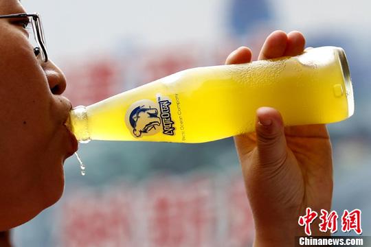  2011��9��14�գ�����ƿ��������ˮ�����ڱ�������������γ·������������꣬�����������������ڷ׷�Ʒ���Ͽ�ζ��<a target='_blank' href='http://www.chinanews.com/'>������</a>�� ���� ��