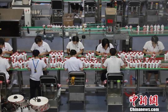 ����ͼ��ę́�Ƴ���װ���䡣 �ĺ��� ��