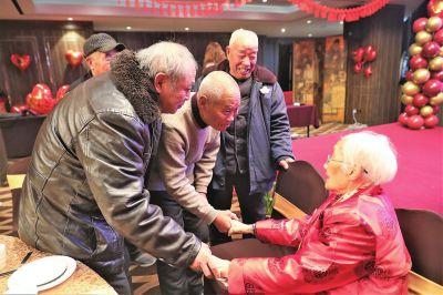 点击进入下一页