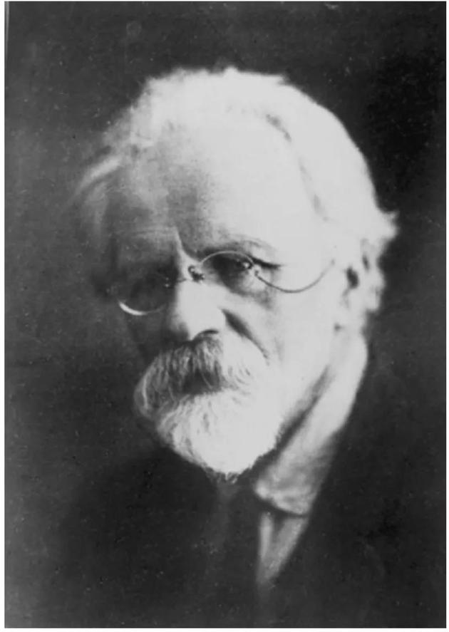 �� ����ŵ��Ilya Ivanovich Ivanov��