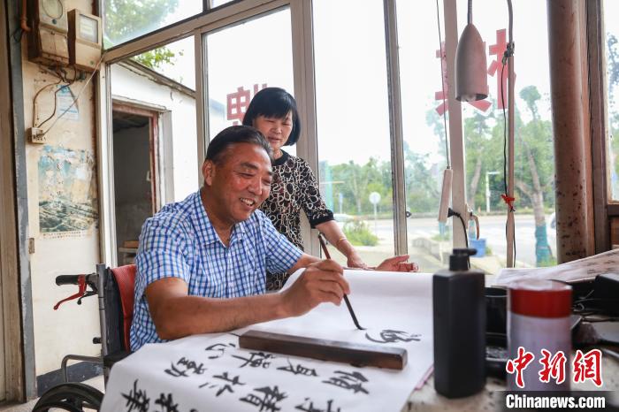 Ǯ��Ӣ�����ɷ�д�� ���� ��