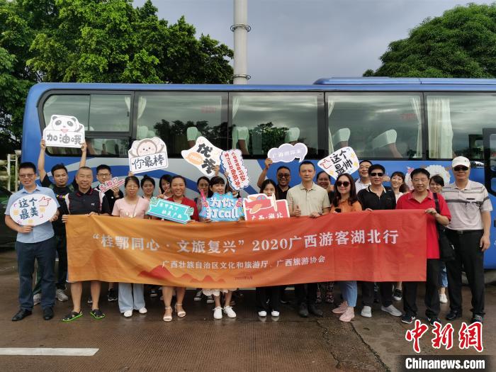 ͼΪ�����ο����ŵ��������� ������������ͼ ��