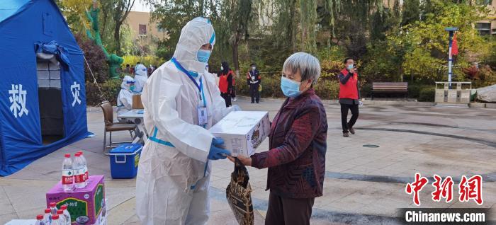 ͼΪ����־Ը��Ϊ���ʽ������С���������������ʡ��������ź�����ƽ����ίԱ�ṩͼ