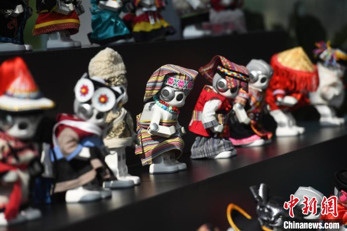 ͼΪ����������������ǻ۹�԰չʾ�Ļ����ˡ����³� ��