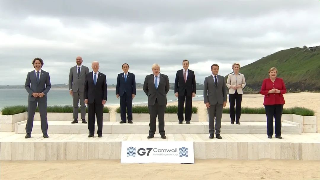 G7�����Ӣ����Ļ��ͼ���罻ý��