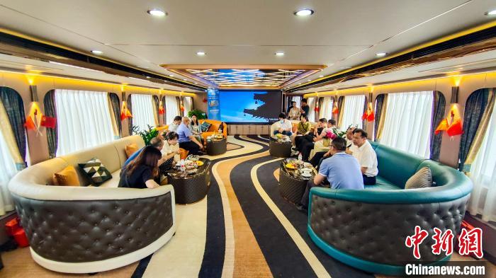 6��30�գ����Ǽ������δ�������֮�Ρ����ն���ȫ����������ʢ ��