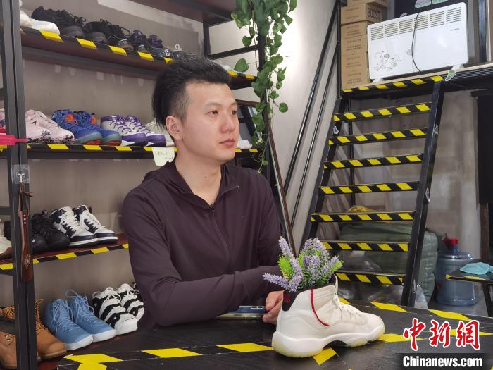 Ь��Ҳ���޸�ʦ���㽭ͩ��һС��3���޸�Ь�н�4000��