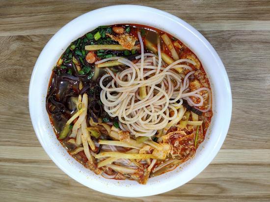 �������Ϸۣ�����ͼ �Ӿ��й���