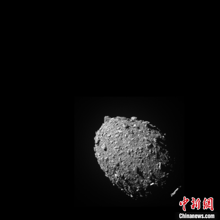 ͼΪDART��������Я�豸����ġ���Ī��˹��Ӱ�񣬴�ʱ����ײ����ʣ11�롣<a target='_blank' href='/'>������</a>�� NASAJohns Hopkins APL ��ͼ