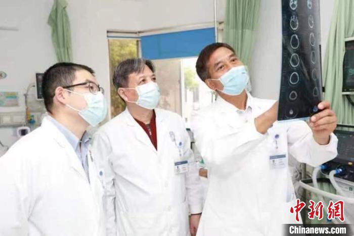 �������л���ȡ˨֮���Ѫѹ�����У�ǿ����ѹ��Ч���������140-180mmHgѪѹ����Ч����������ҽ��ѧ����ҽԺ��ͼ