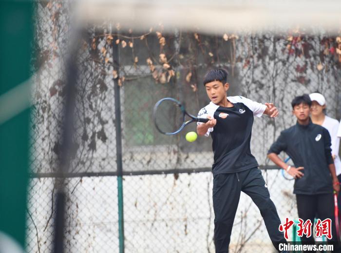 6�괩��54˫Ь����ͣѵ�ġ���¨���ꡱ������׷������