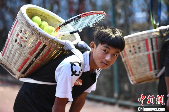 ͼΪ����¨���ꡱ���������ȷ�������������ѵ�����Ľ���ѵ������֣���� ��