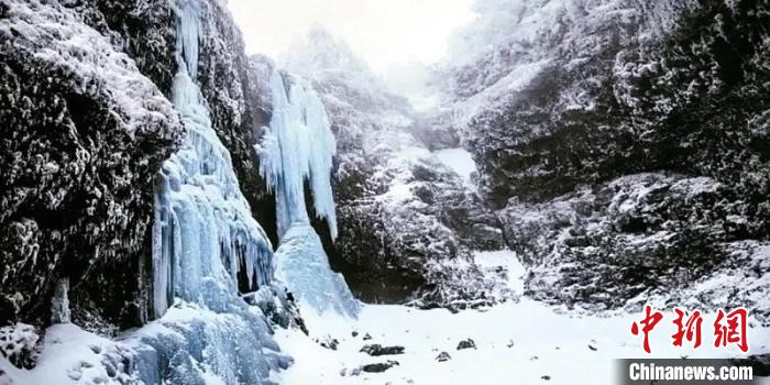 ̨ý����½�����ڡ����ǡ���ı�ѩ���硪��������������ѩɽ