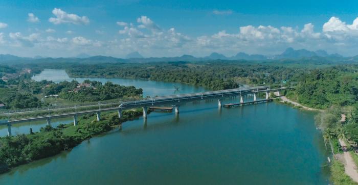 �����׺š���ʻ��������·���������ش����ϡ��й���·���ʹ�˾��ͼ