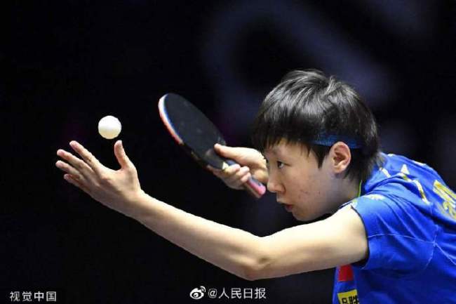 ף�أ����������յϰ���Ů�����Ǿ�