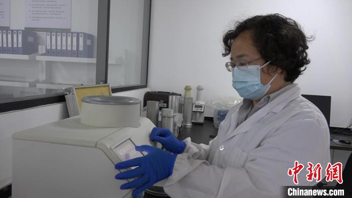 ����Ա����Ʒ���м�⡣�������� ��