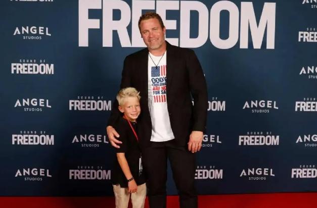 �������º͵�Ӱ�е��к���Ӱ��