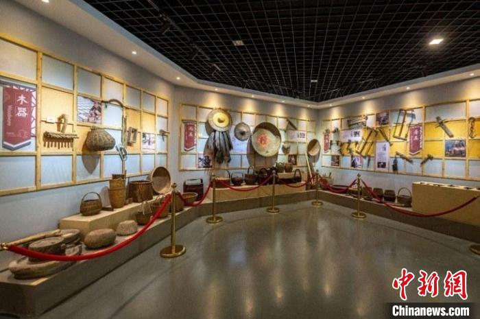 ��岩��ݡ���Ȧ�ǡ����ӡ������ʽ򡱵����������