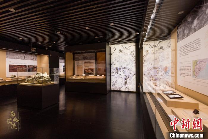 ���������Ϻ�����ַ���������״��ڹ�������չ��